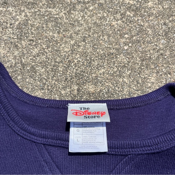 Purple Mickey Mouse Disney Store Sweater Pocket Detail Size Large - Picture 4 of 4